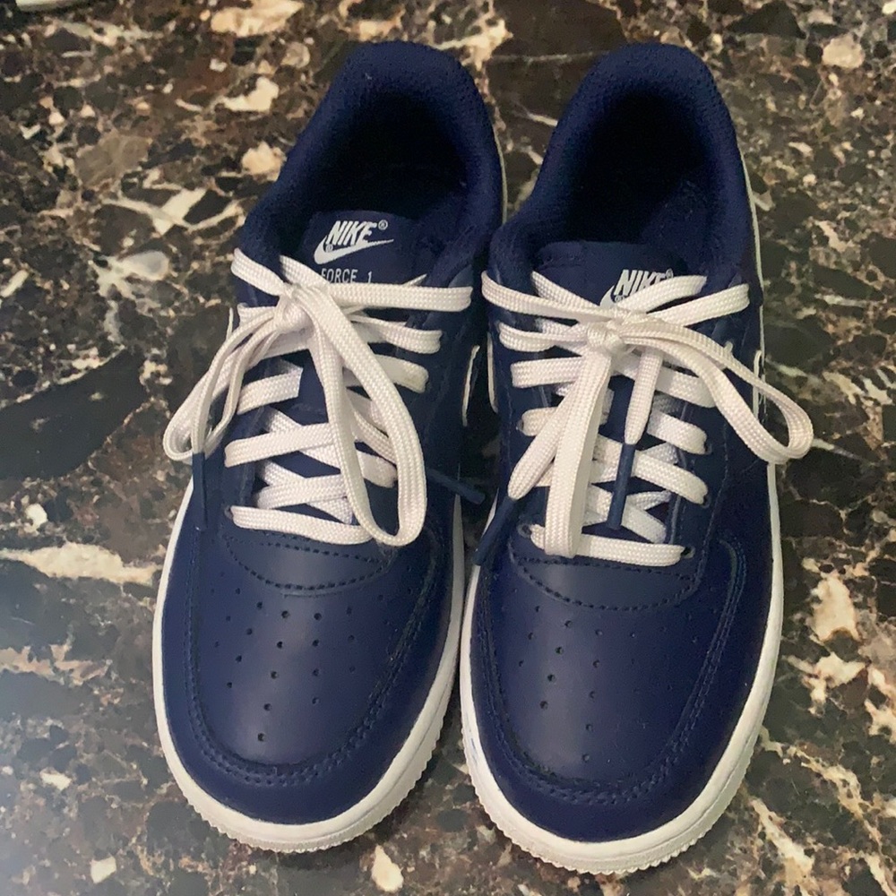 Boys Nike Airforce